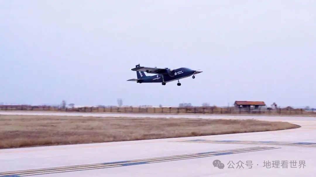 我国TP1000大型无人运输机的首飞，实现空投技术创新_中国无人运输机_无人空投小飞机