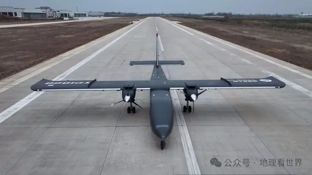 无人空投小飞机_中国无人运输机_我国TP1000大型无人运输机的首飞，实现空投技术创新